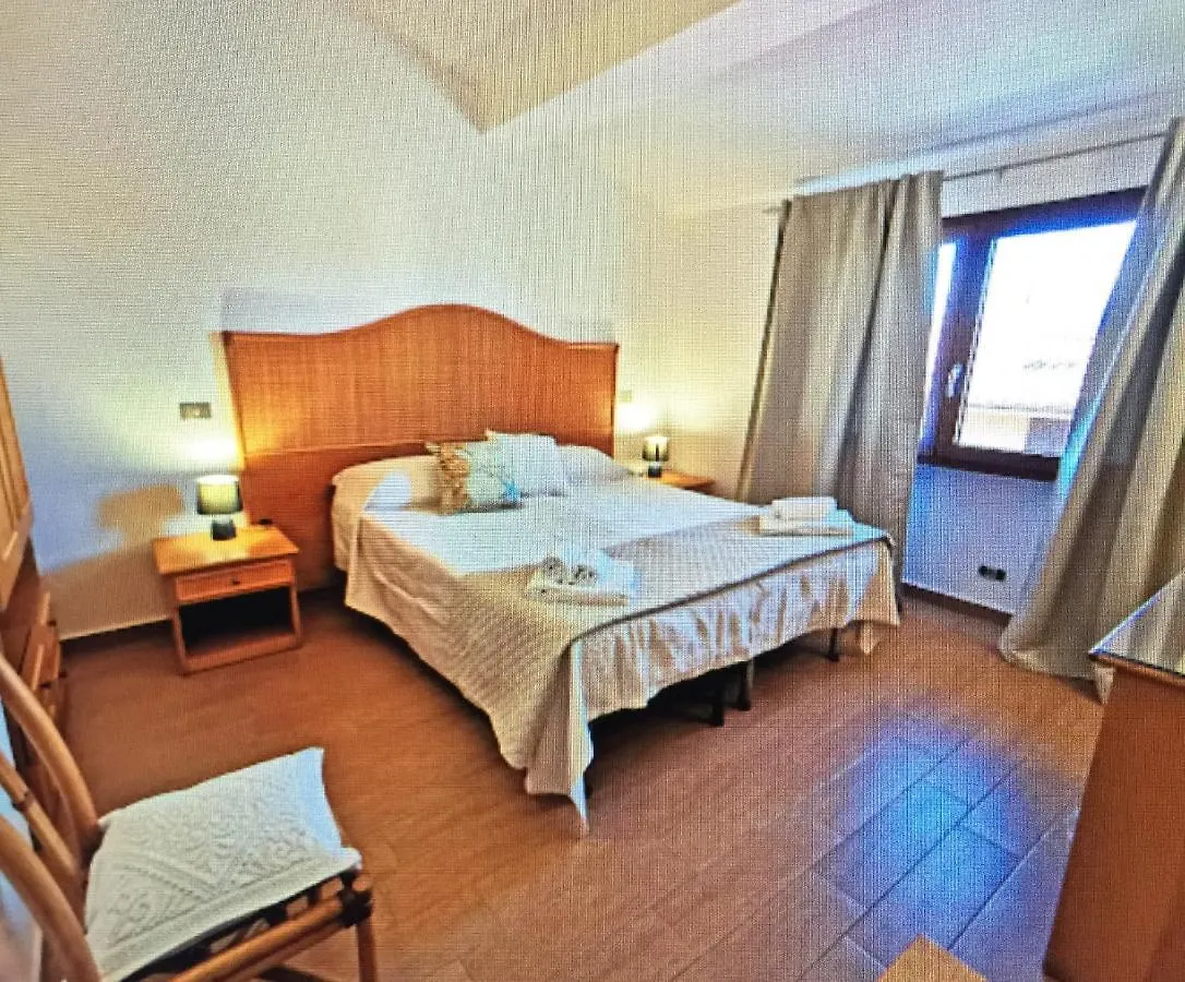 Le Camere Sul Porto Palau