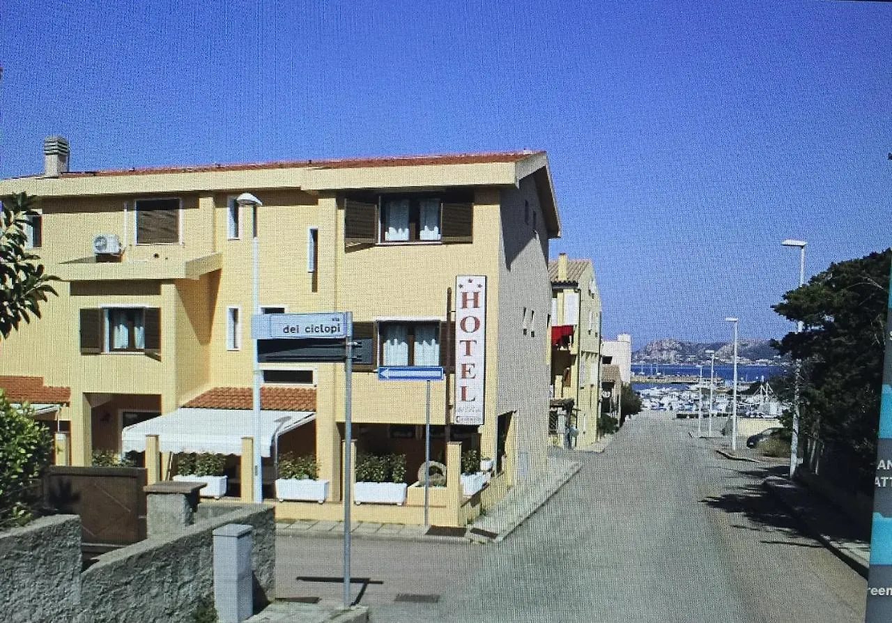 Guest house Le Camere Sul Porto Palau